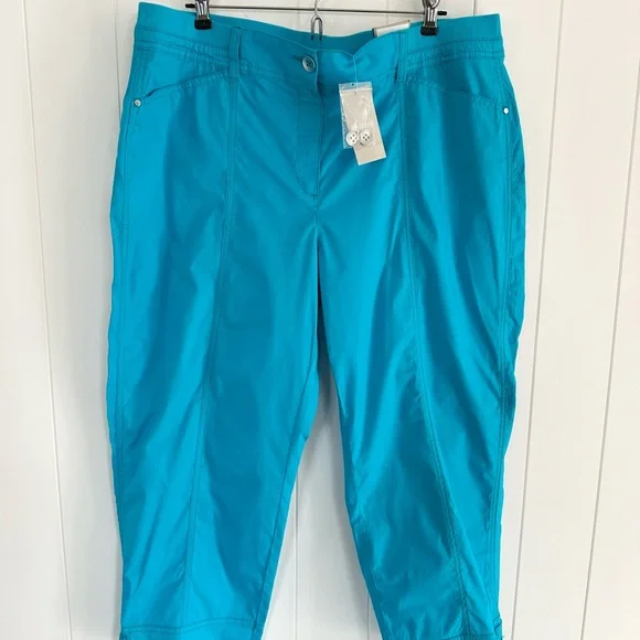 Chico's The Ultimate Fit Cool Cotton Cropped Capris In Bright Blue - Picture 1 of 8
